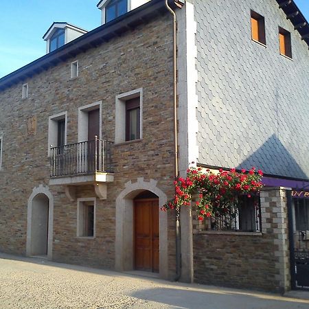 Albergue San Blas Понферрада Екстер'єр фото